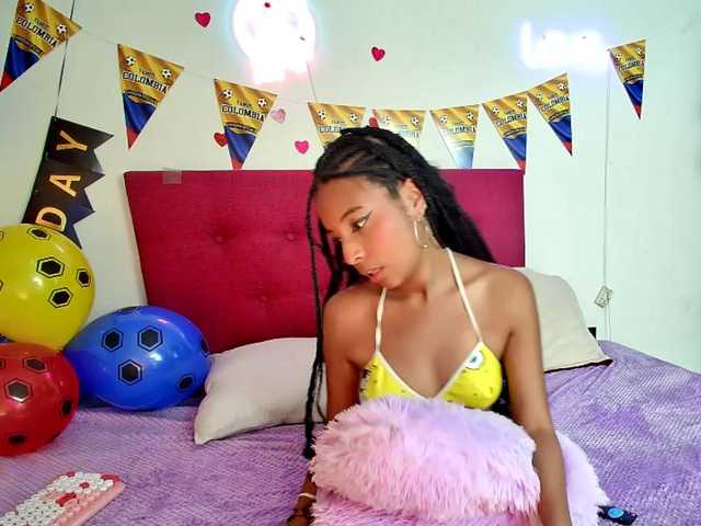 Ellie-Cute7 live cam on BongaCams