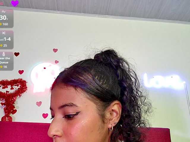 Ellie-Cute7 live cam on BongaCams