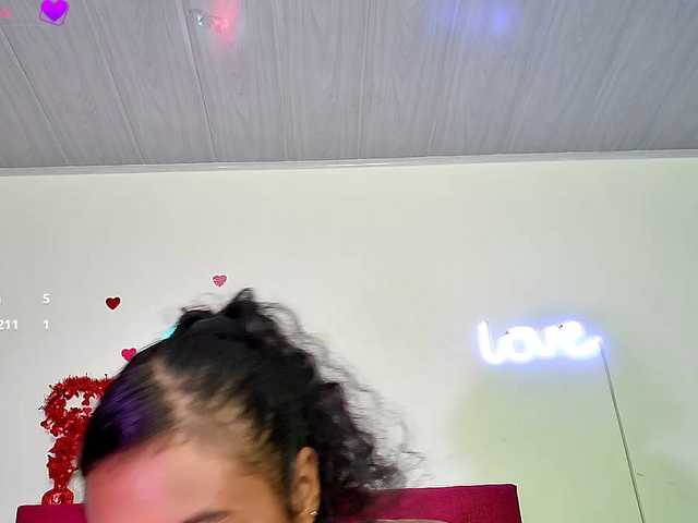 Ellie-Cute7 live cam on BongaCams