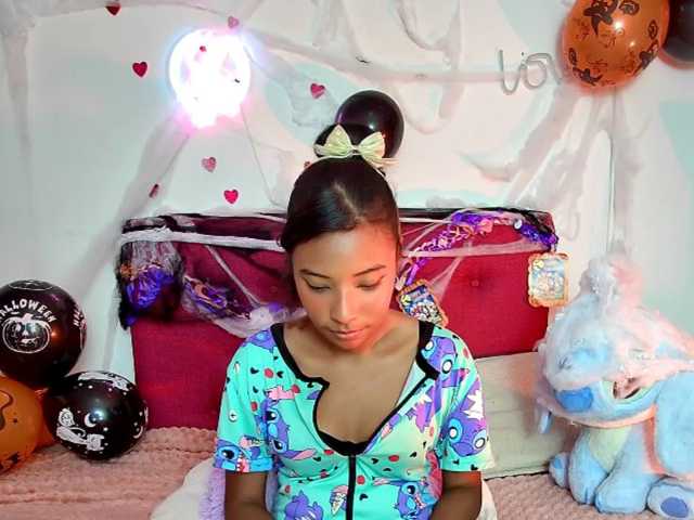 Ellie-Cute7 live cam on BongaCams