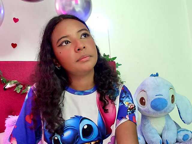 Ellie-Cute7 live cam on BongaCams
