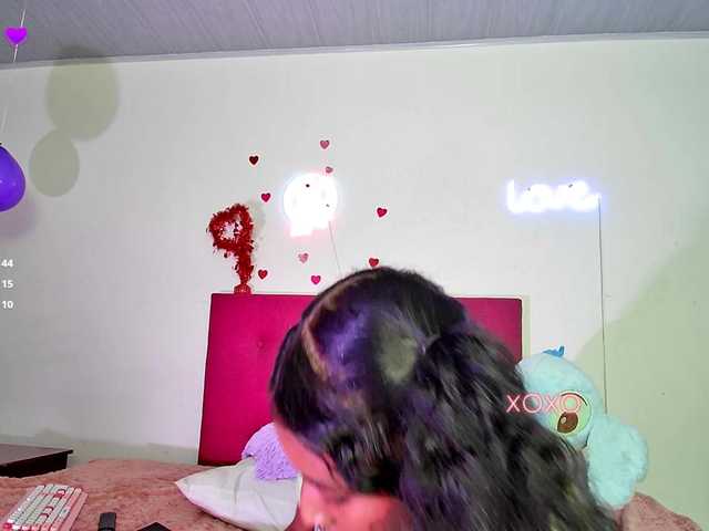 Ellie-Cute7 live cam on BongaCams