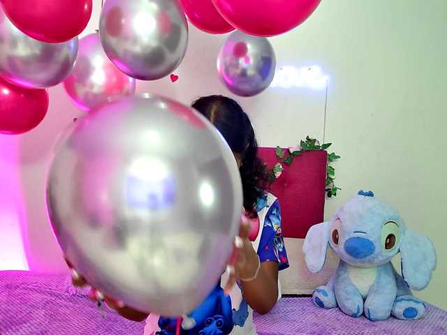 Ellie-Cute7 live cam on BongaCams