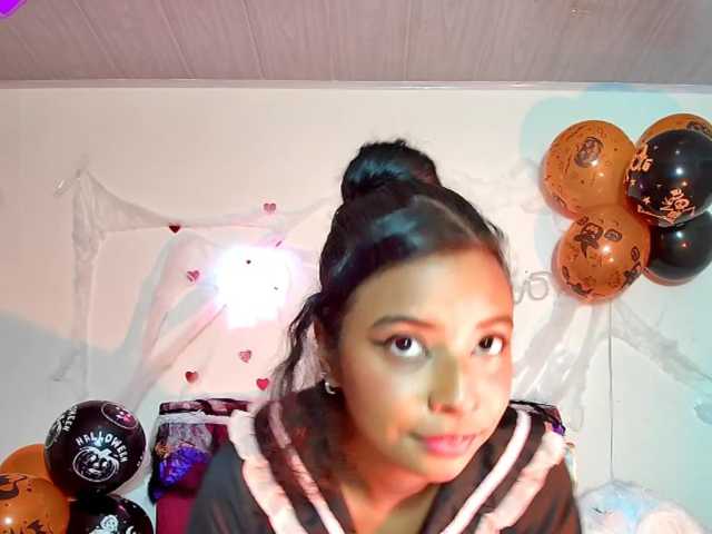 Ellie-Cute7 live cam on BongaCams