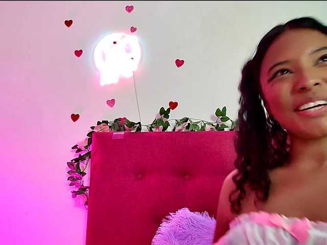 Ellie-Cute7 live cam on BongaCams
