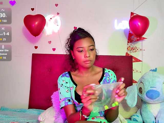 Ellie-Cute7 live cam on BongaCams