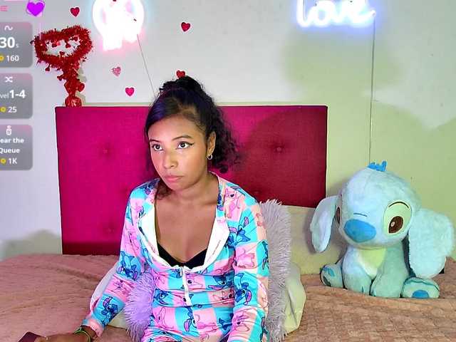 Ellie-Cute7 live cam on BongaCams