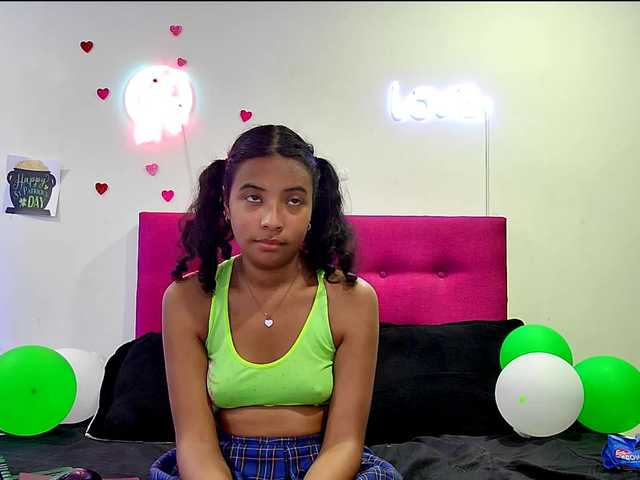 Ellie-Cute7's BongaCams show and profile