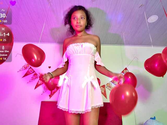 Ellie-Cute7 live cam on BongaCams