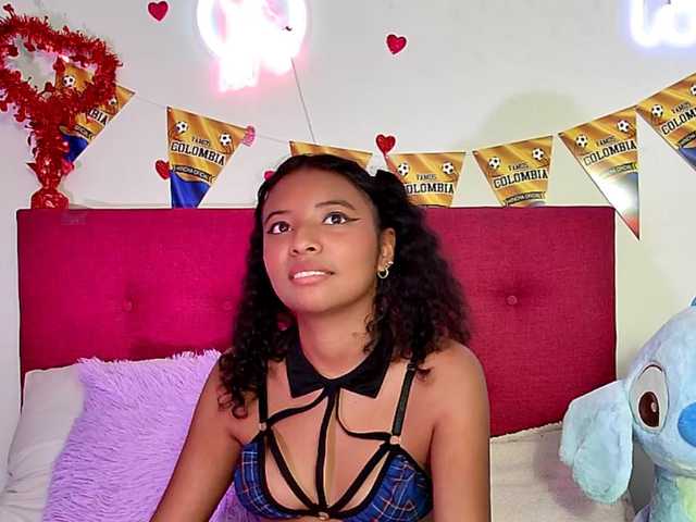 Ellie-Cute7 live cam on BongaCams