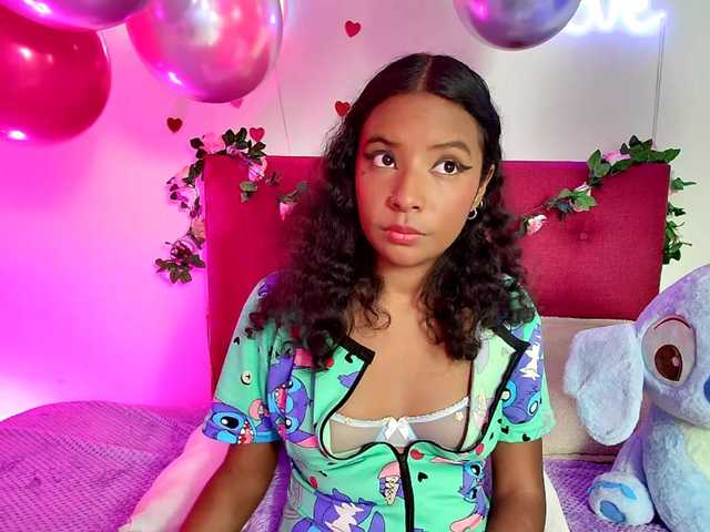 Ellie-Cute7 live cam on BongaCams