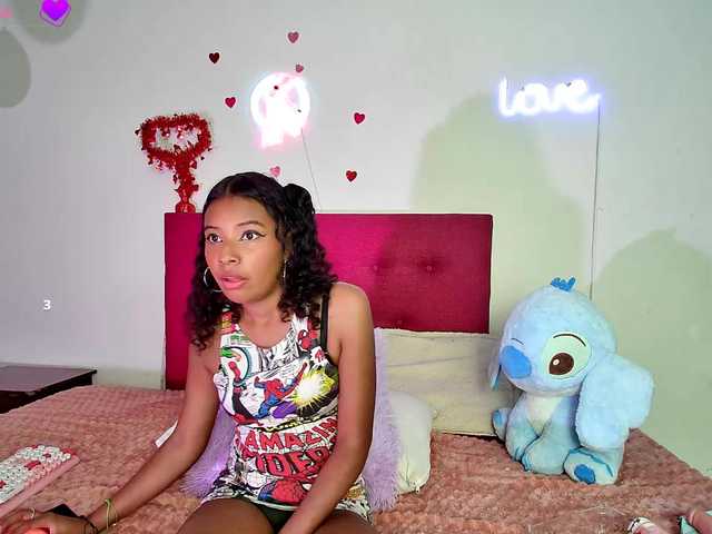 Ellie-Cute7 live cam on BongaCams