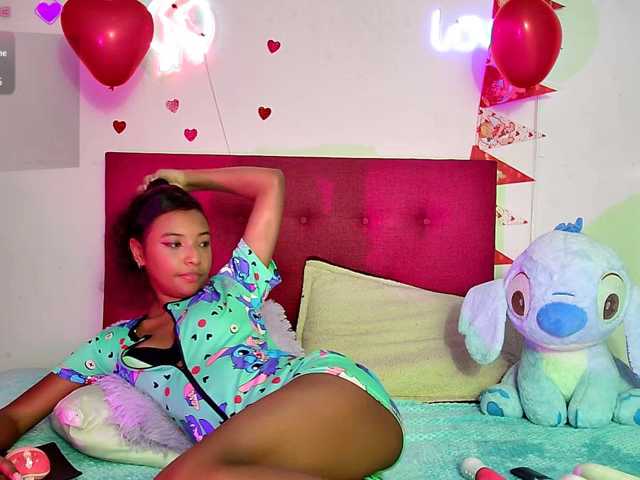 Ellie-Cute7 live cam on BongaCams