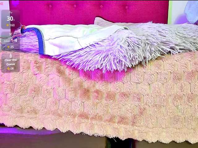 Ellie-Cute7 live cam on BongaCams