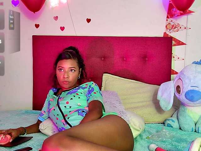 Ellie-Cute7