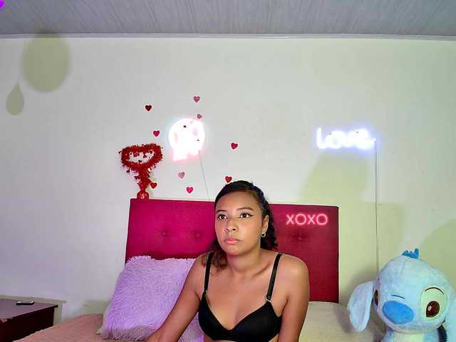 Ellie-Cute7 live cam on BongaCams