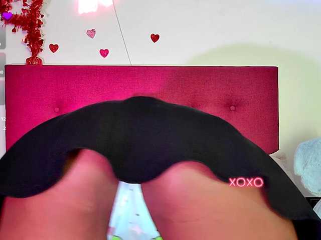 Ellie-Cute7 live webcam show