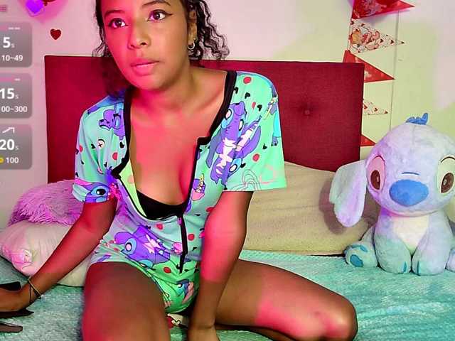 Ellie-Cute7