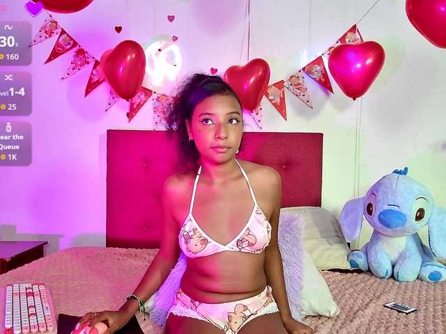 Ellie-Cute7 live cam on BongaCams