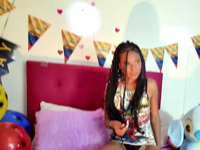 Ellie-Cute7 live cam on BongaCams