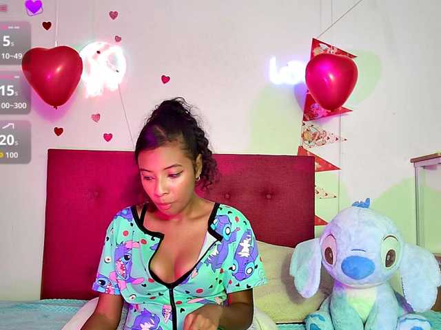 Ellie-Cute7 live cam on BongaCams