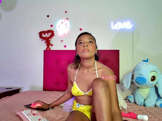Ellie-Cute7 live cam on BongaCams