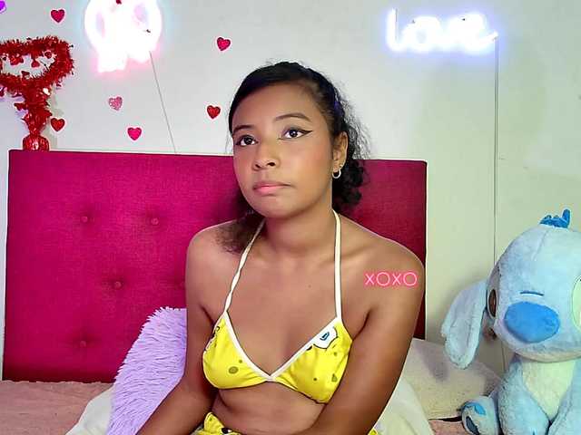 Ellie-Cute7 live cam on BongaCams