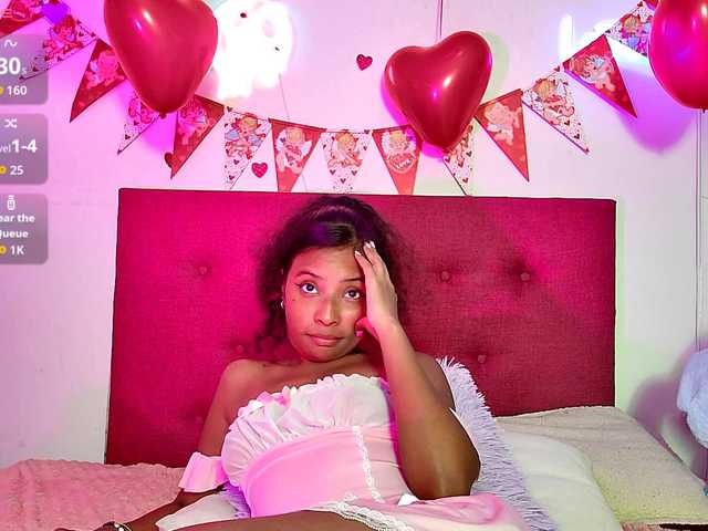 Ellie-Cute7 live cam on BongaCams