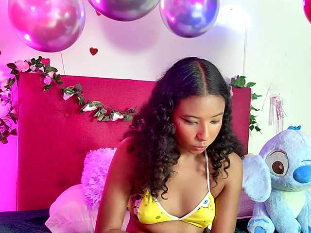 Ellie-Cute7 live cam on BongaCams