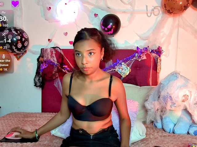 Ellie-Cute7 live cam on BongaCams
