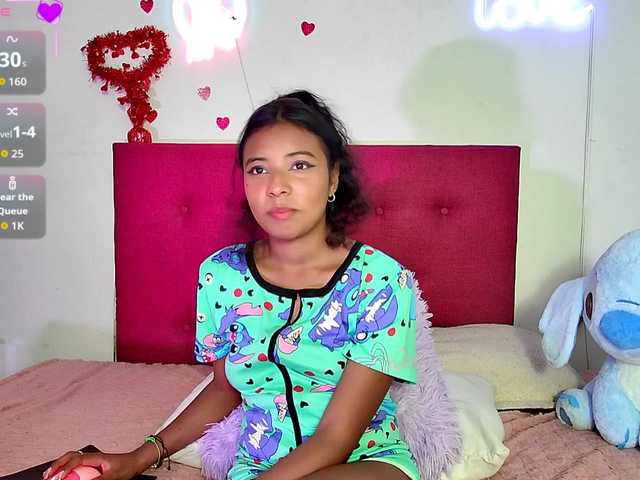 Ellie-Cute7 live cam on BongaCams