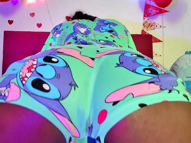 Ellie-Cute7 live cam on BongaCams