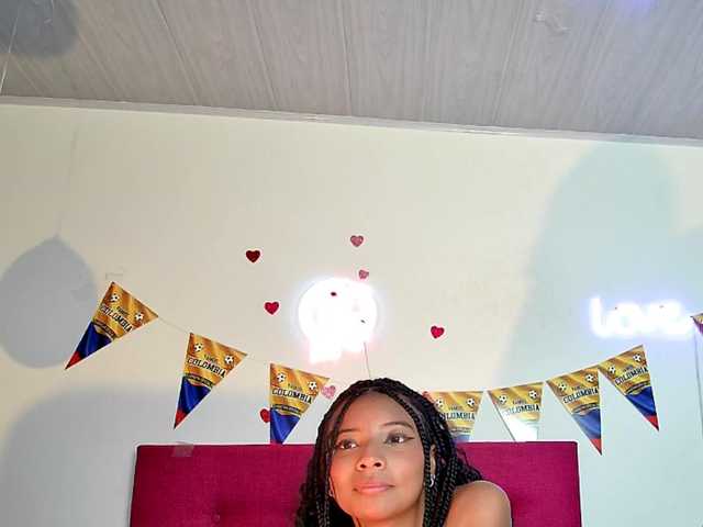 Ellie-Cute7 live cam on BongaCams