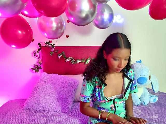 Ellie-Cute7 live cam on BongaCams
