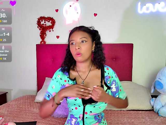 Ellie-Cute7 live cam on BongaCams