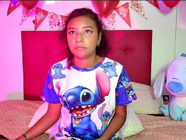 Ellie-Cute7 live cam on BongaCams