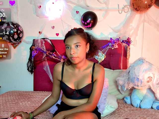 Ellie-Cute7 live cam on BongaCams