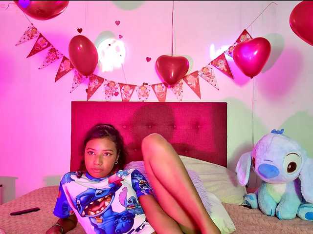 Ellie-Cute7 live cam on BongaCams