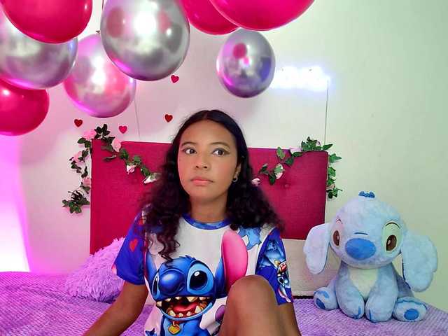Ellie-Cute7 live cam on BongaCams