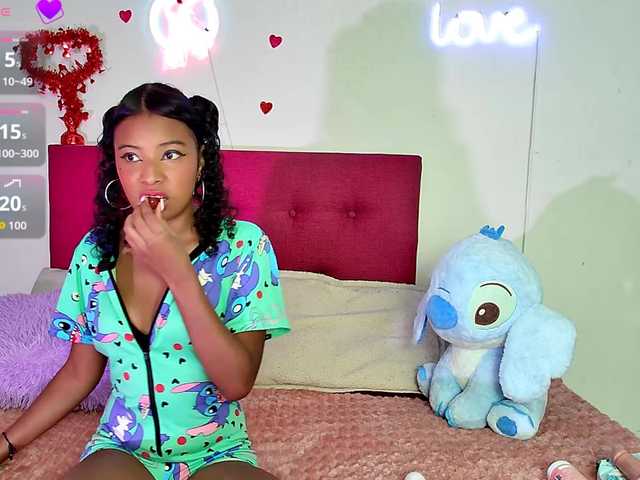 Ellie-Cute7 live cam on BongaCams