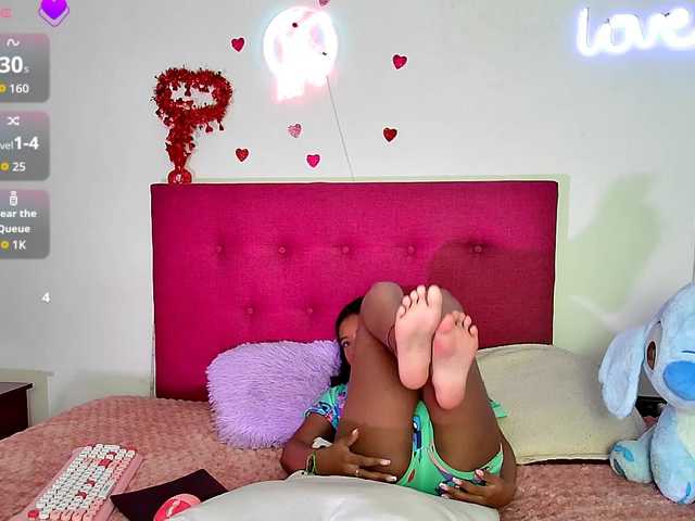 Ellie-Cute7 live cam on BongaCams