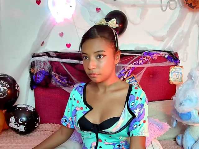 Ellie-Cute7 live cam on BongaCams