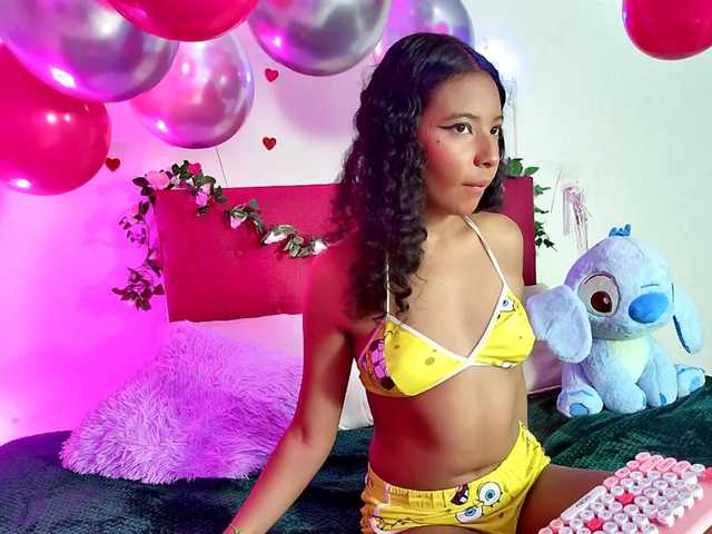 Ellie-Cute7 live cam on BongaCams