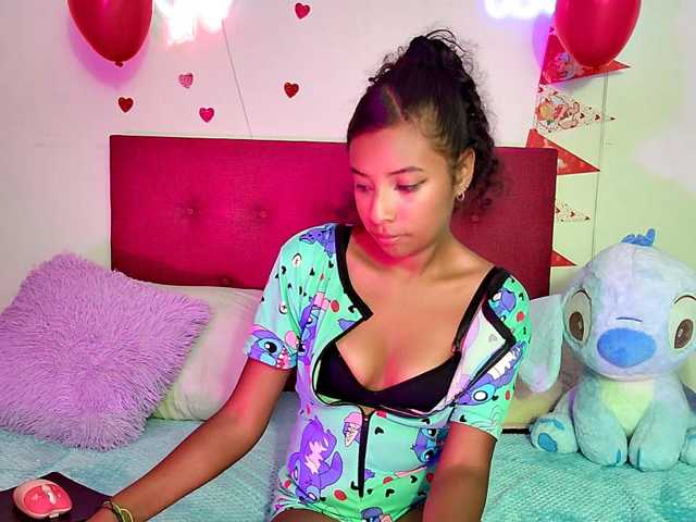 Ellie-Cute7 live cam on BongaCams
