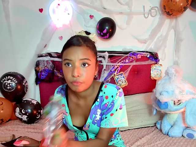 Ellie-Cute7 live cam on BongaCams