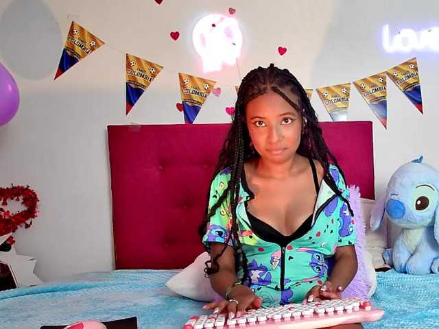 Ellie-Cute7 live cam on BongaCams