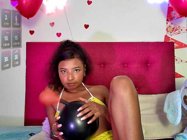 Ellie-Cute7 live cam on BongaCams