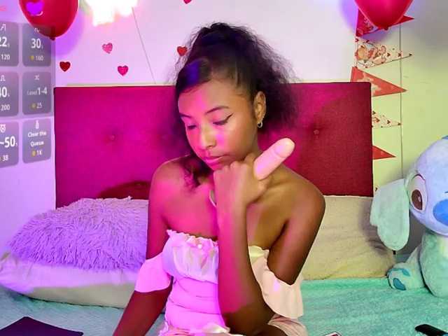 Ellie-Cute7 live cam on BongaCams