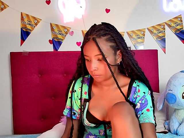 Ellie-Cute7 live cam on BongaCams