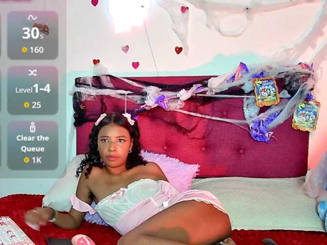 Ellie-Cute7 live cam on BongaCams